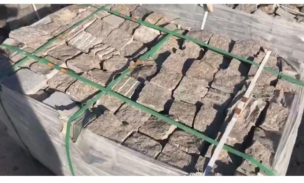 Гранит. Брусчатка.  Бордюр