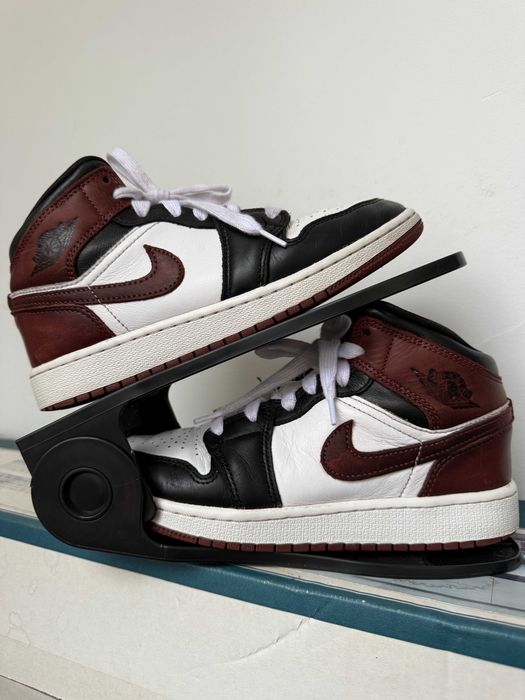 Air Jordan 1 Mid 35.5 – stare foarte bună
