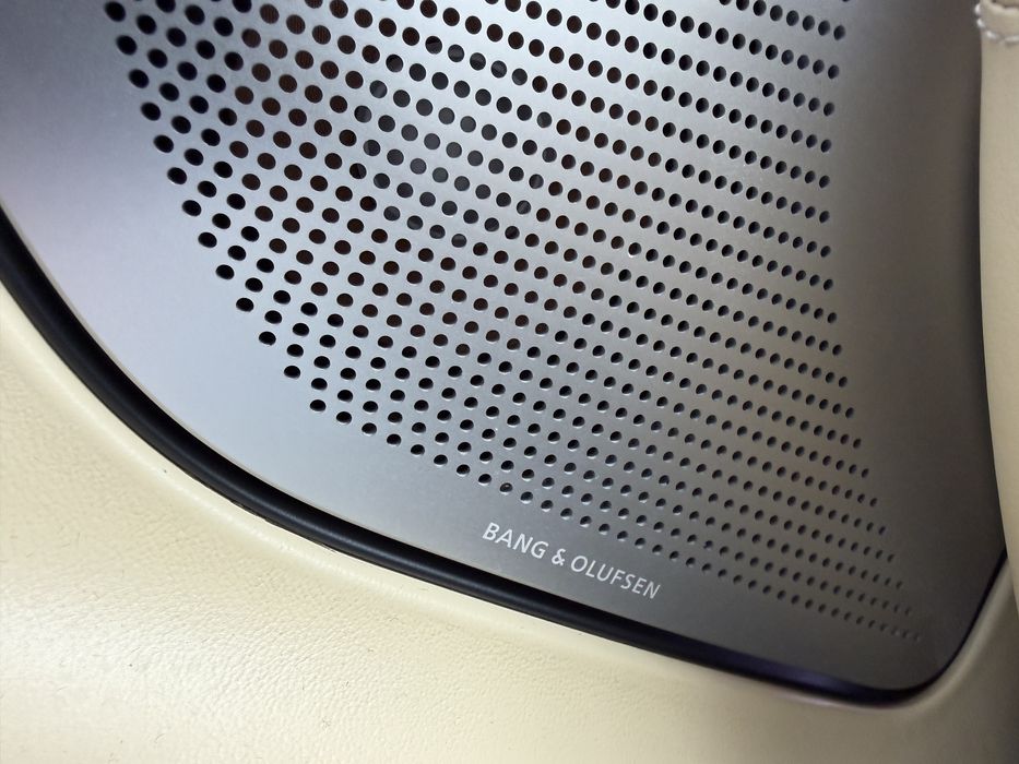 Bmw 740d f01/ LCI/ 2013/ 5 butoane 313cp