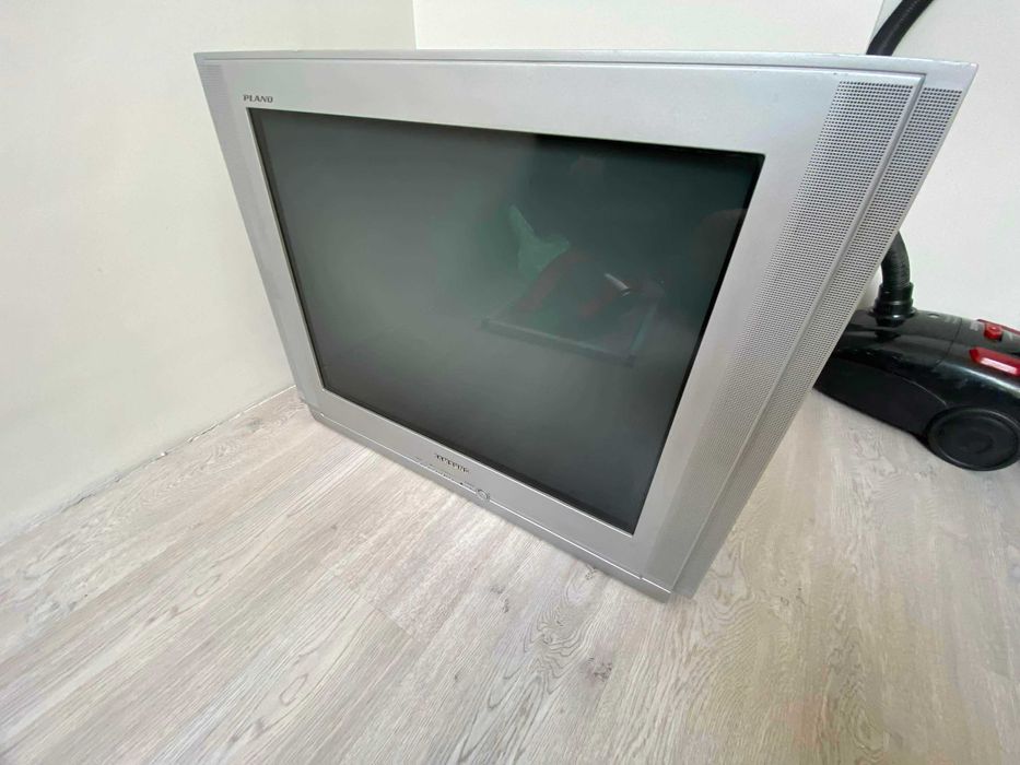 Стар Телевизор Samsung Plano