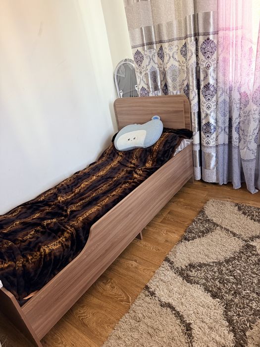 Продам кровати .Почти новые