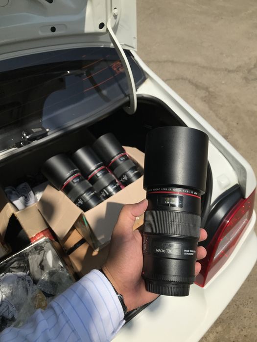 Canon Macro 100mm f2.8 L sotiladi