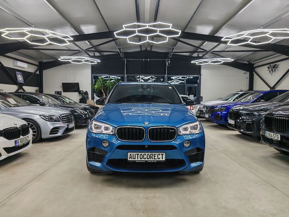 BMW X5 M 575CP/Far Led/Ventilatie/Carbon Pack/Volan Custom/Camere/Soft Close
