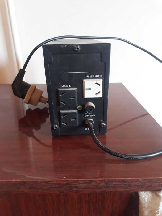 Desktop computer lar uchun UPS