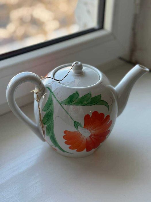 Посуда разная (без сколов и трещин)