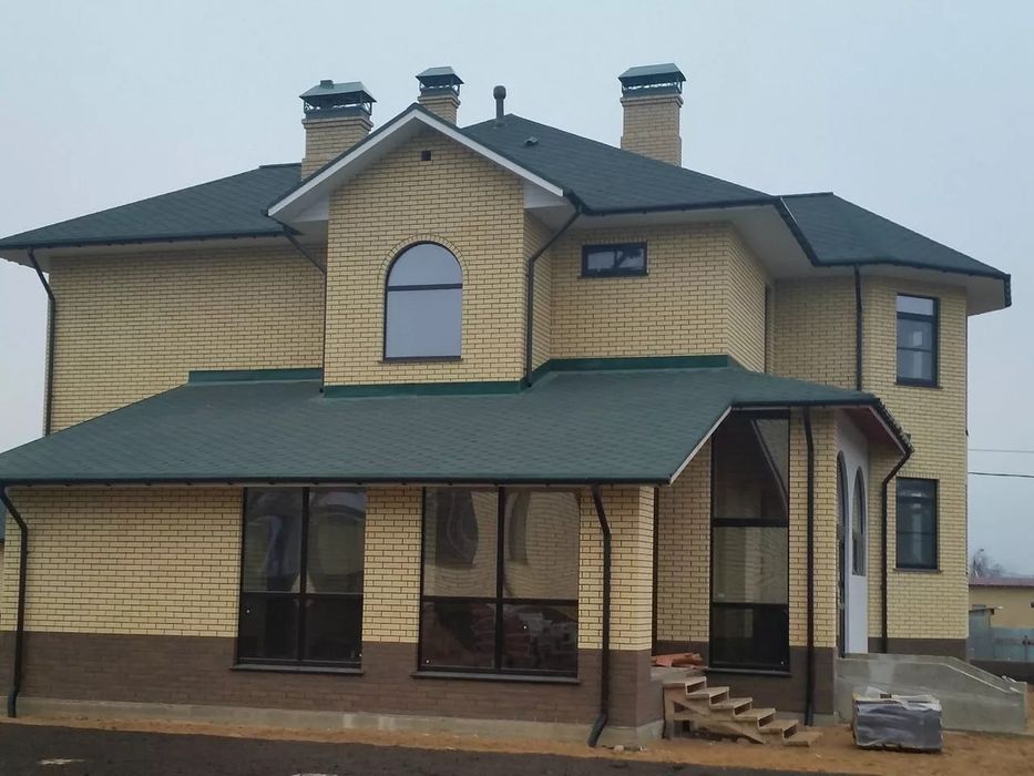 Яшил черепица. РОССИЯда ишлаб чикарилган. Профнастилзан чиройли.