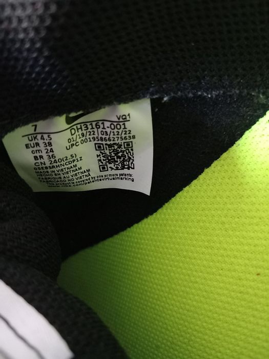 НОВИ кецове, маратонки Найк, 38 номер, леко умалени, Бургас