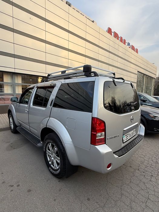 Nissan Pathfainder