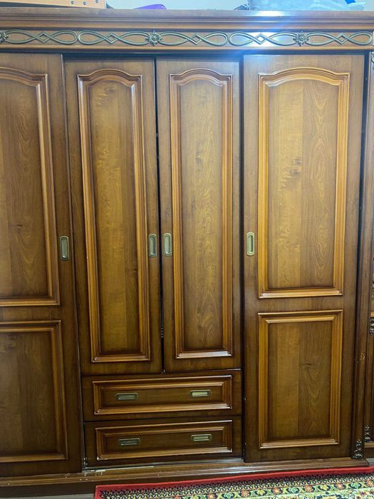 xitoy mebel juda yaxshi holatda