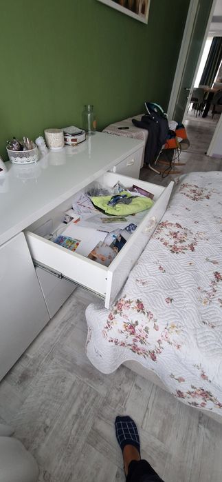 Comoda sertare din mdf.