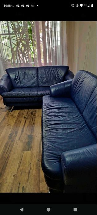 2 дивана от естествена кожа без никакви забележки
