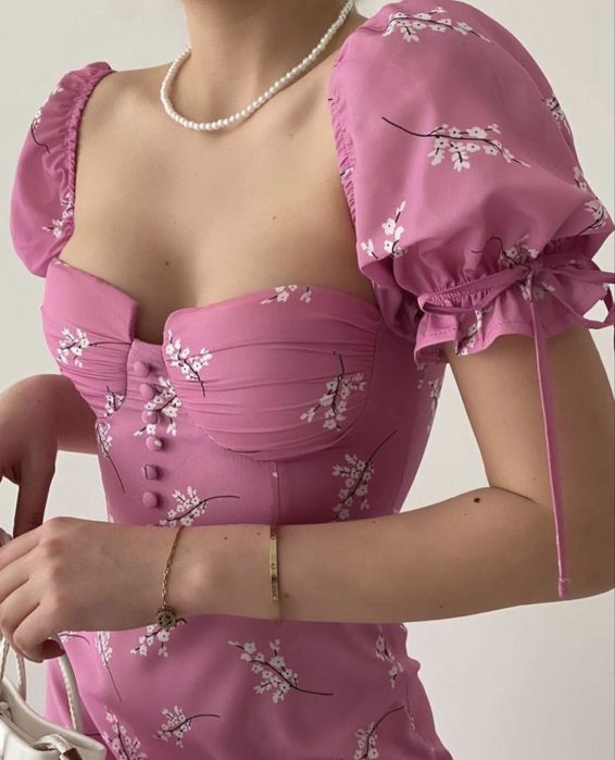 Продам новое платье