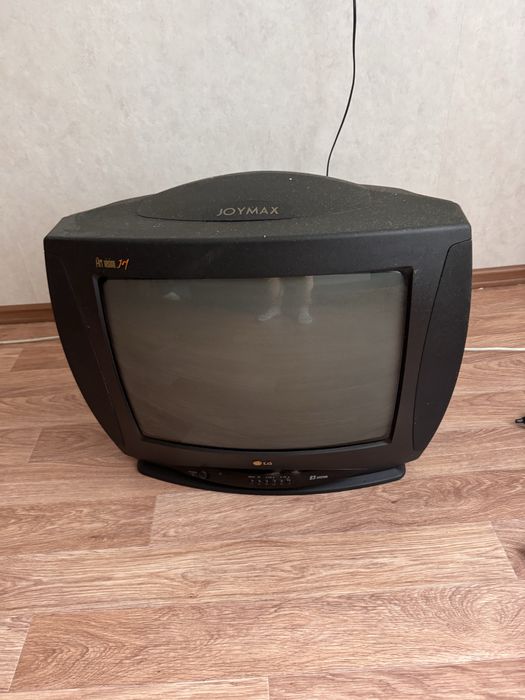 Телевизор LG древний