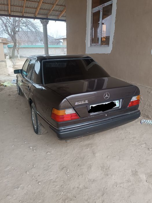 Мерседес 124 сотилади