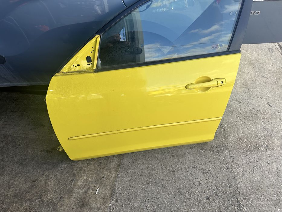 Врати за Мазда 3 хечбег до 2009г.!