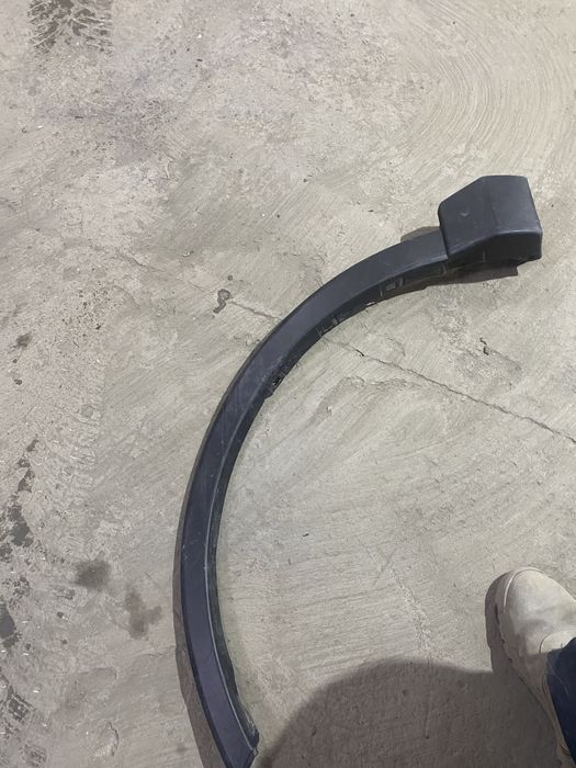 Накладка крыла тойота рав 4