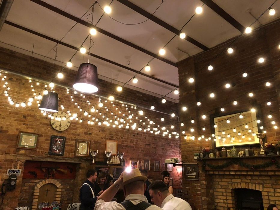 Уличные гирлянды для кафе