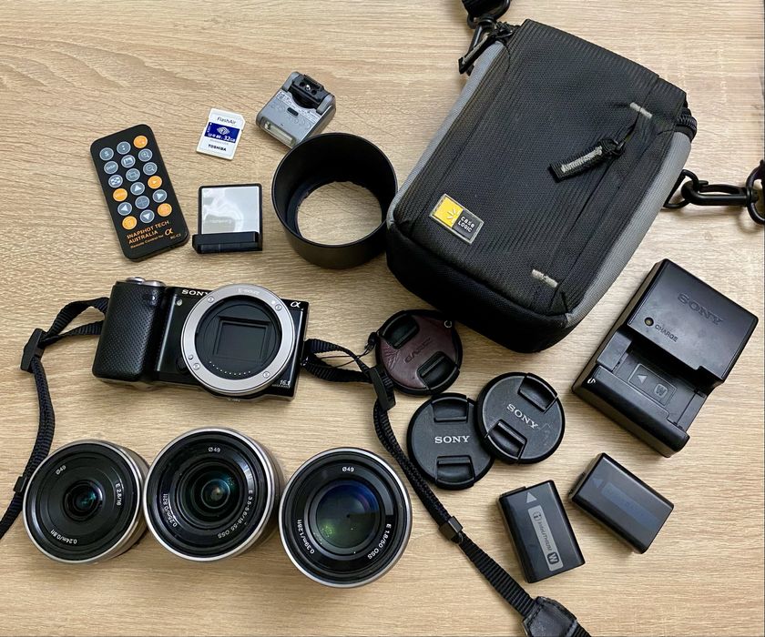 Фотоаппарат Sony Nex 5N, 3 обьектива, в хорошем состоянии