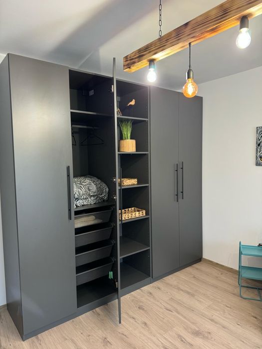 Inchiriez garsoniera Precista