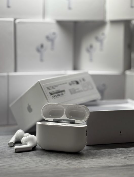 *Top* AirPods Pro 3, Active Noise Cancelling 2026