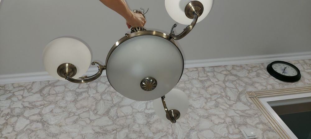 Люстра  сатылады