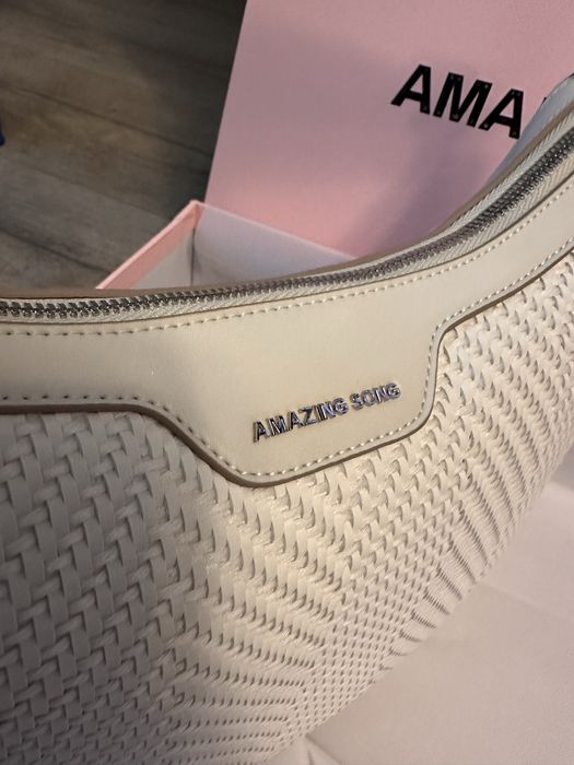 Amazing song чанта от естествена кожа