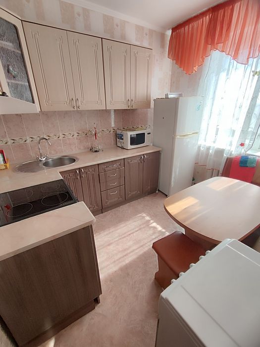 2-комн кв (9-37, 7 эт)