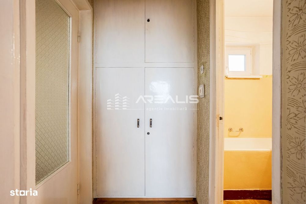Apartament 3 camere -Zona Vlaicu