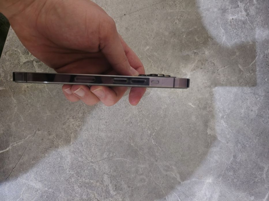 Iphone 14 pro срочно продаётса