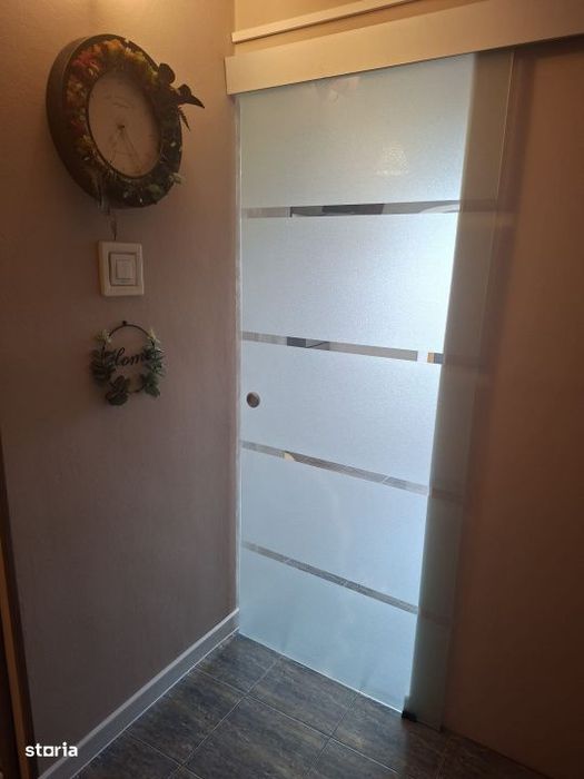 Apartament 3 camere, 72.52 mp, zona Craiovita Noua