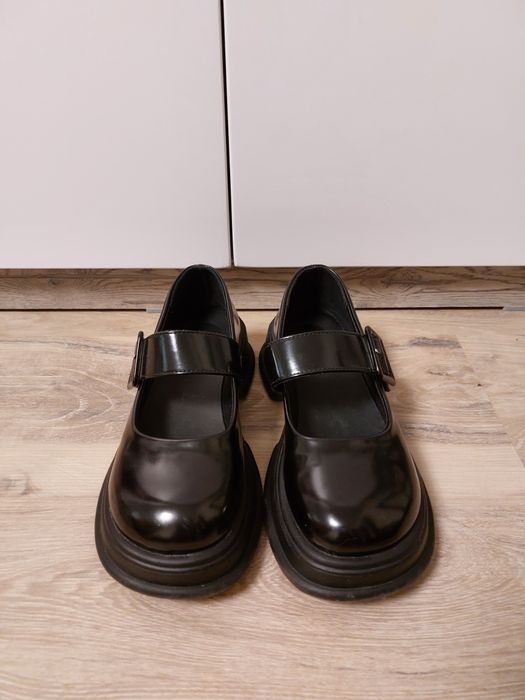 Туфли школьные черные