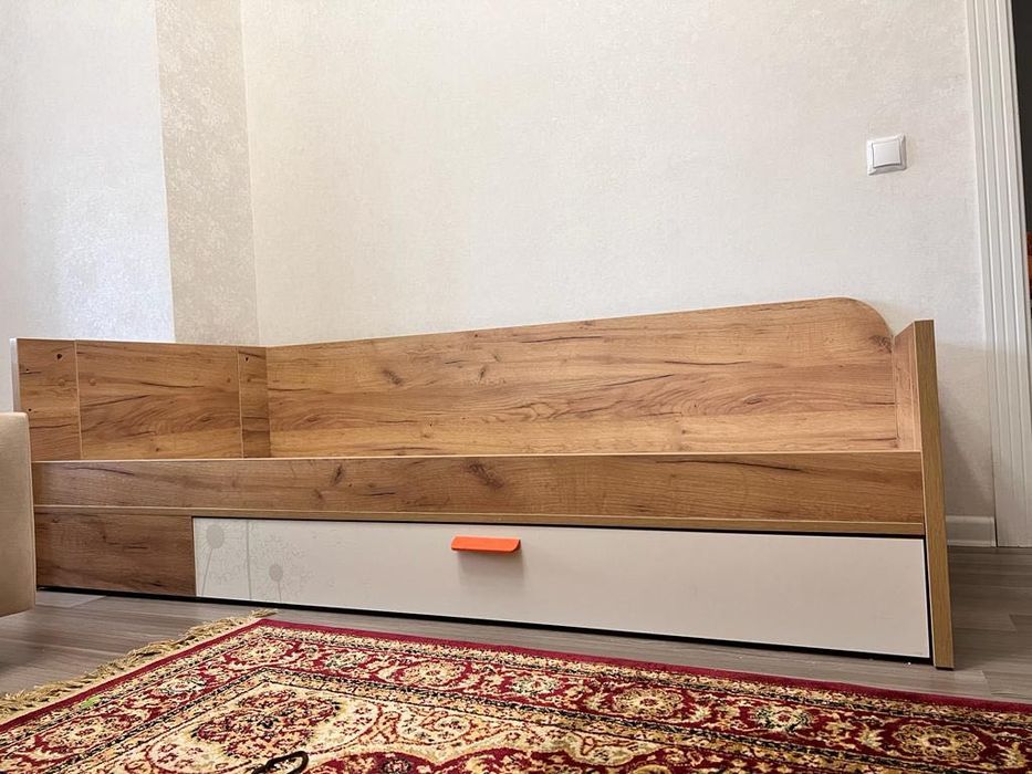 Детская кровать.