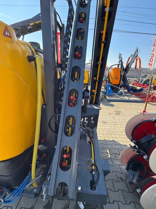 Erbicidator 1300l NOU cu lănci de 15m