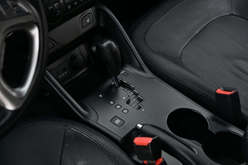 Vând Hyundai ix35