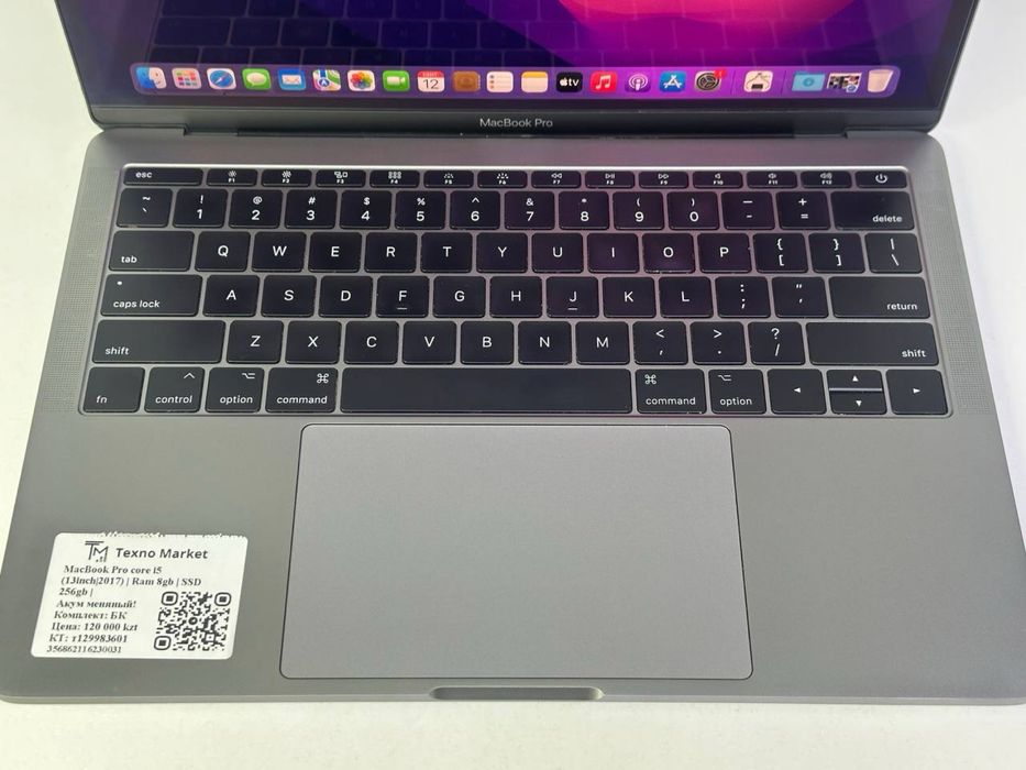 Macbook pro core i5 /аккум меняный