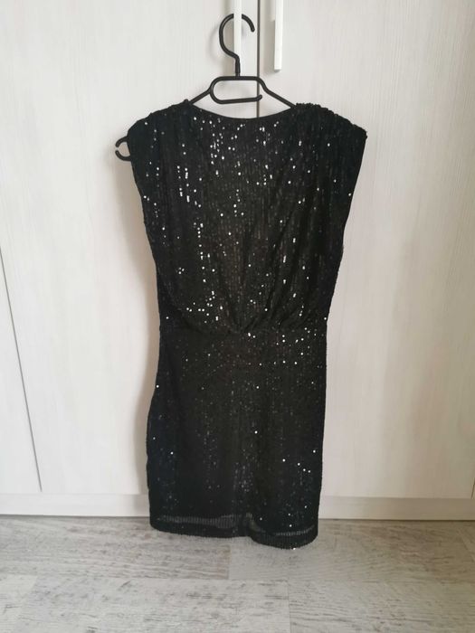 Дамска рокля с паети