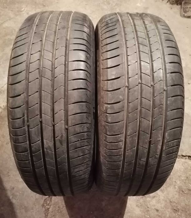 Продавам 2 броя летни гуми 205.60.16 на 1 сезон дот 2021 KUMHO