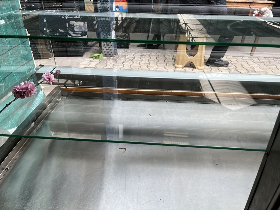 Хладилна витрина за хранителни стоки