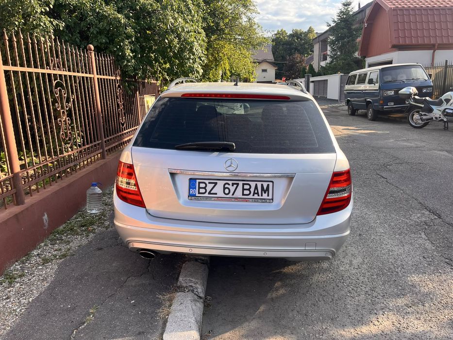 Mercedes-Benz C220 CDI BlueEFFICIENCY T-Modell – 170 CP – 2013