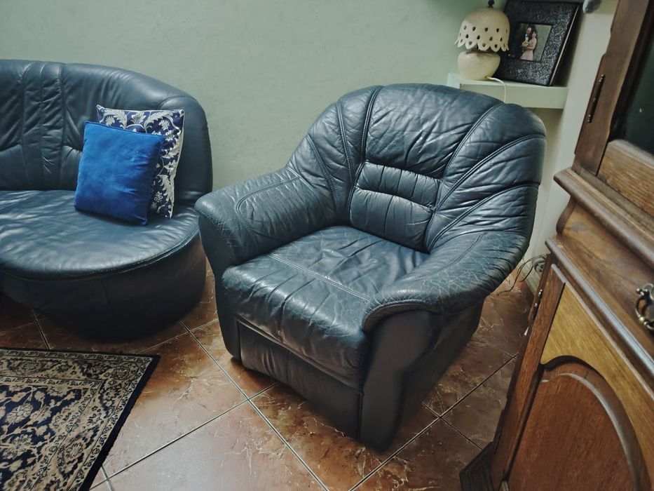 Colțar piele+ fotoliu