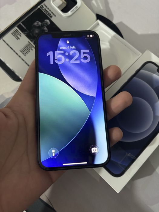 Iphone 12 NOU 100% starea bateriei