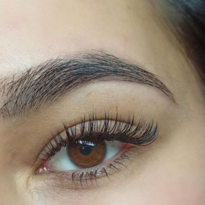 Наращивание ресниц 5000 тенге