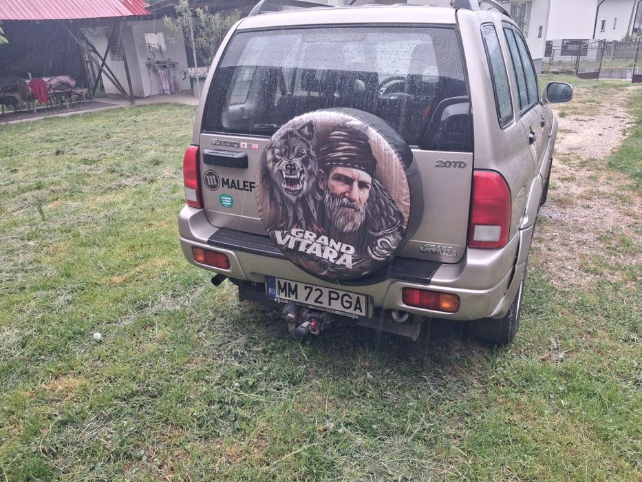 Vând suzuki grand vitara