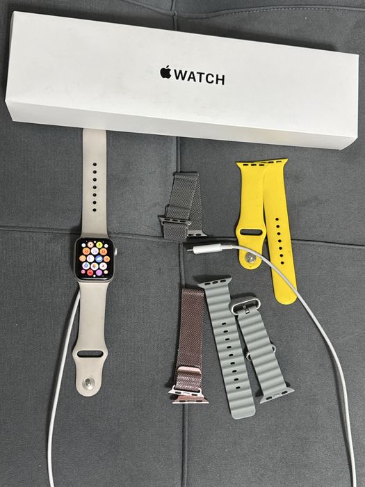 Apple watch se 40мм