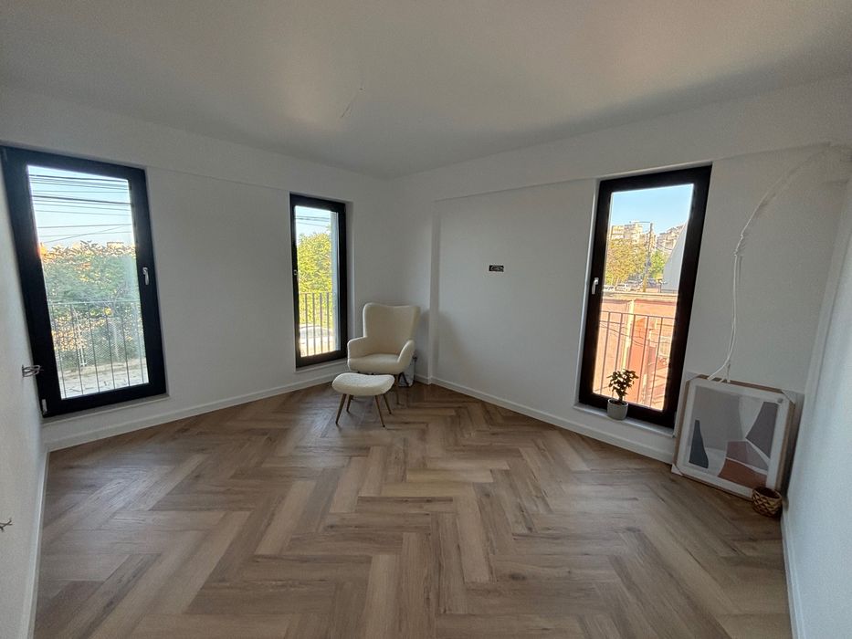 Apartament 3 camere DECOMANDAT | Bloc Nou, Etaj 1 | Stadion Farul + Parcare Subterană