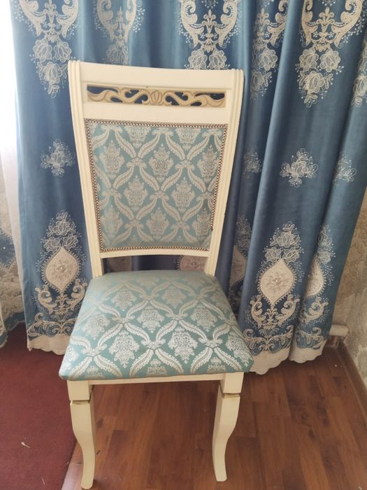 Стол орындықтарымен сатамыз