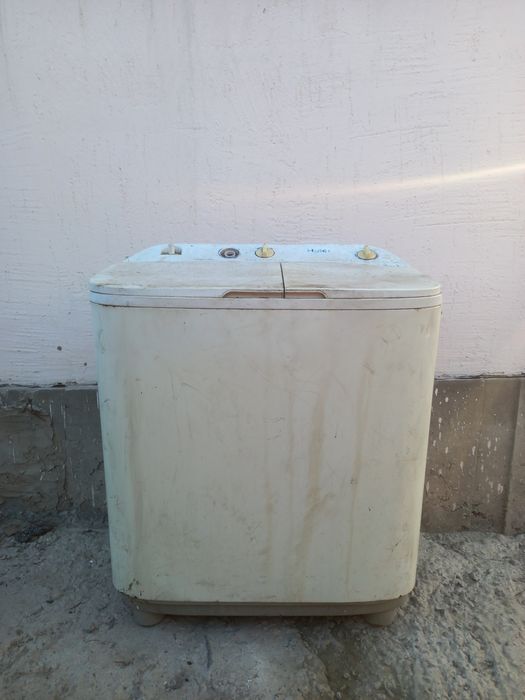 Стиральная машина рабочая