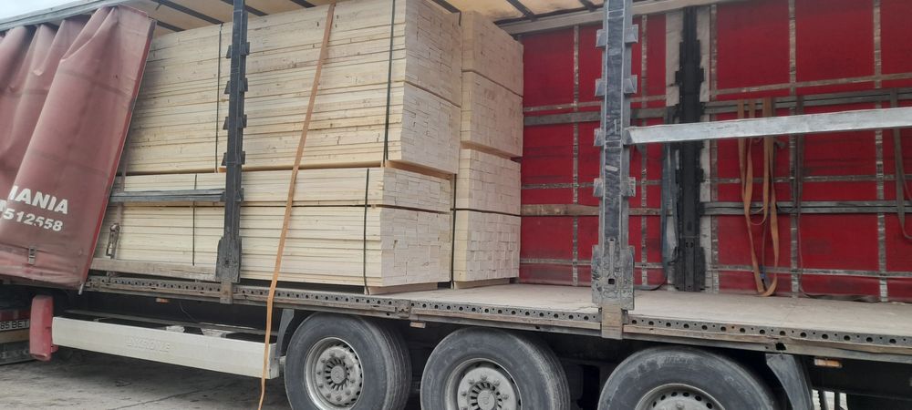 Scândură șipci dulap grinda