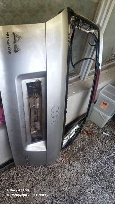 Капак за ауди а4 б6 комби