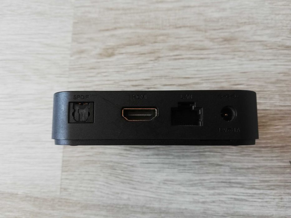 B Box Andoird TV BOX HP4406